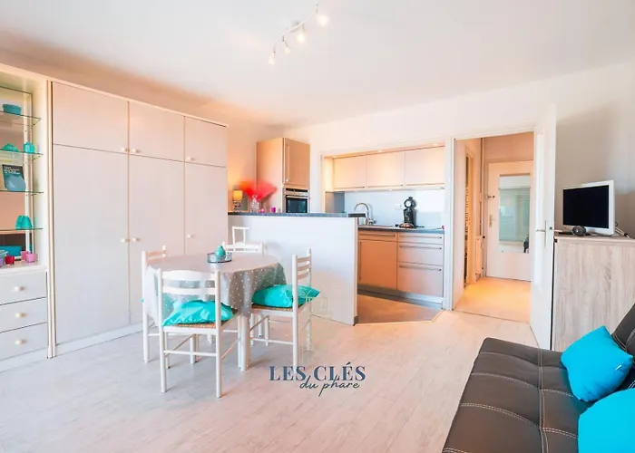 Le Grand Large Face Apartment